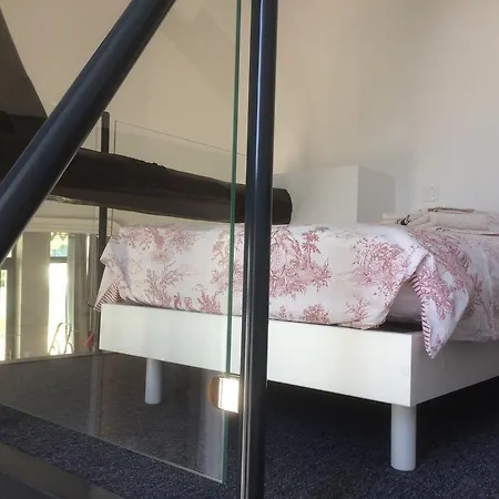 Nocleg ze śniadaniem D' Hotes La Lucasserie 3*